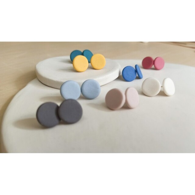 Women's HandmadeStud Earrings 