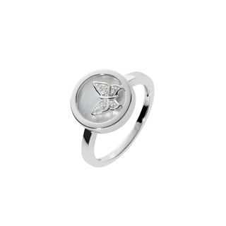 Woman's Ring Silver Loisir Butterfly Mothr of Pearl