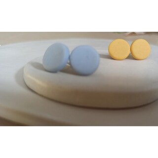 Women's HandmadeStud Earrings 
