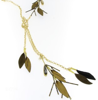 Woman's Handmade Necklace Olive Leather-Swarovski